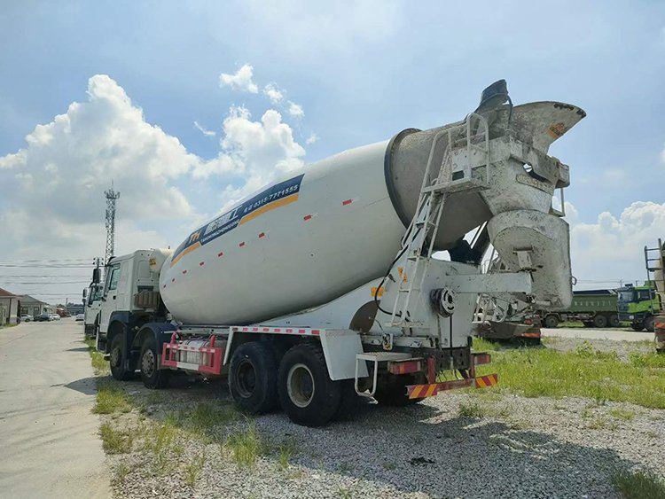 大型水泥搅拌车 大型水泥搅拌车一天能挣多少钱